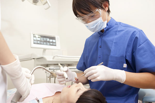 マウスピース矯正は虫歯になりやすい?原因と対処法